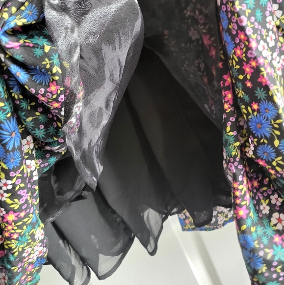 MUNTHE Correct Black Floral Smocked Dress Organic - Picture 11 of 15